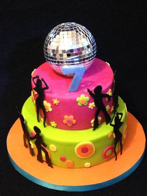 70s theme cake - Possibly Deb's bday cake this year 70s Disco Themed Cake by Pink Cake Box. 70s Birthday Party Ideas. 70s Theme Party. Dance Party Birthday. 40th Birthday Cakes. 70th Birthday Parties. Cake Designs Birthday. Theme Party Decorations. 1970s Party. Disco Theme. 70s Disco.